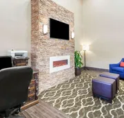 Comfort Inn at Royal Blue hotel detail image 4