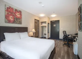 Coast Lonsdale Quay Hotel hotel thumbnail 5