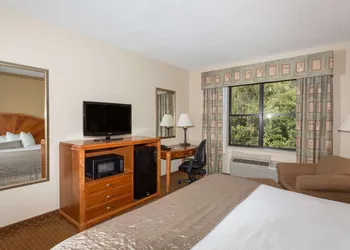 Baymont by Wyndham Asheville/Biltmore Village hotel thumbnail 8
