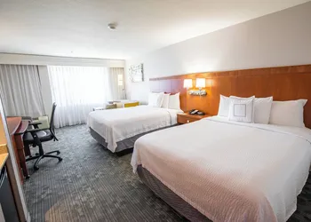 Courtyard by Marriott Merced hotel thumbnail 4