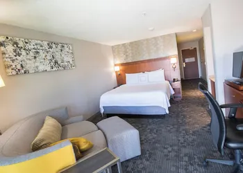 Courtyard by Marriott Merced hotel thumbnail 7