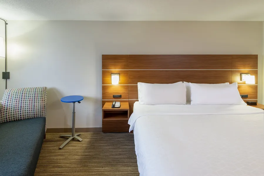 Holiday Inn Express Vermilion by IHG hotel detail image 6