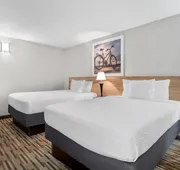 Days Inn by Wyndham Hillsdale hotel detail image 7