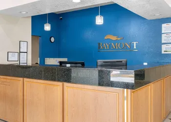 Baymont by Wyndham Lawrence hotel thumbnail 3