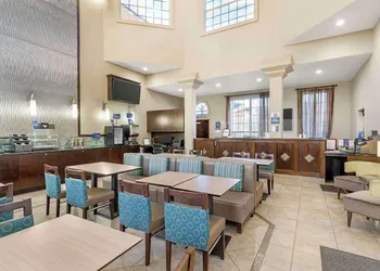 Best Western Oxnard Inn hotel thumbnail 3