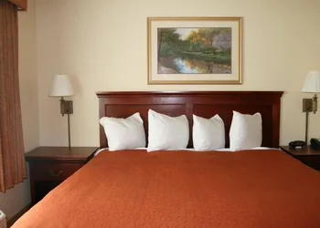 Country Inn & Suites by Radisson, Bentonville South - Rogers, AR hotel thumbnail 4