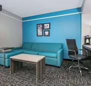 La Quinta Inn & Suites by Wyndham Weatherford hotel detail image 7