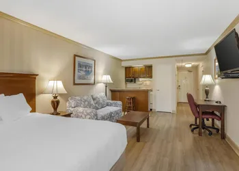 Best Western PLUS Morristown Inn-Florham Park hotel thumbnail 8