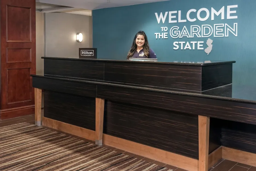 Hampton Inn South Plainfield-Piscataway hotel detail image 2
