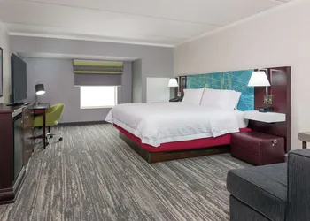 Hampton Inn South Plainfield-Piscataway hotel thumbnail 8