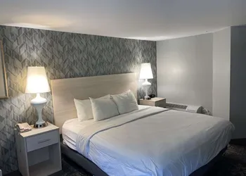 Woodwards White Mountain Resort, BW Signature Collection hotel thumbnail 2