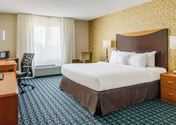 Fairfield Inn & Suites by Marriott Peoria East hotel thumbnail 6