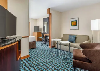 Fairfield Inn & Suites by Marriott Peoria East hotel thumbnail 8