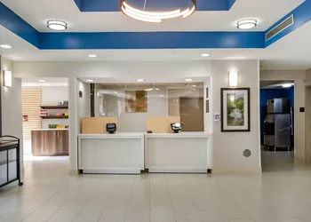 Comfort Inn & Suites Troutville-Roanoke North hotel thumbnail 2