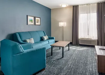 Comfort Inn & Suites Troutville-Roanoke North hotel thumbnail 7