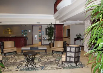 Lexington Expo Hotel by IHG hotel thumbnail 4