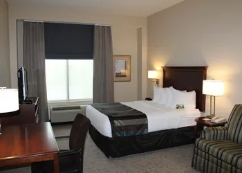 Lexington Expo Hotel by IHG hotel thumbnail 5