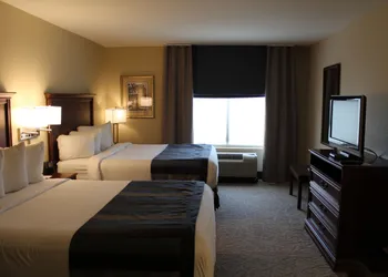 Lexington Expo Hotel by IHG hotel thumbnail 7