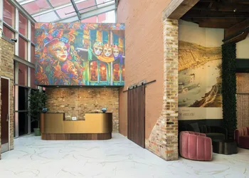 Courtyard by Marriott New Orleans Warehouse Arts District hotel thumbnail 7