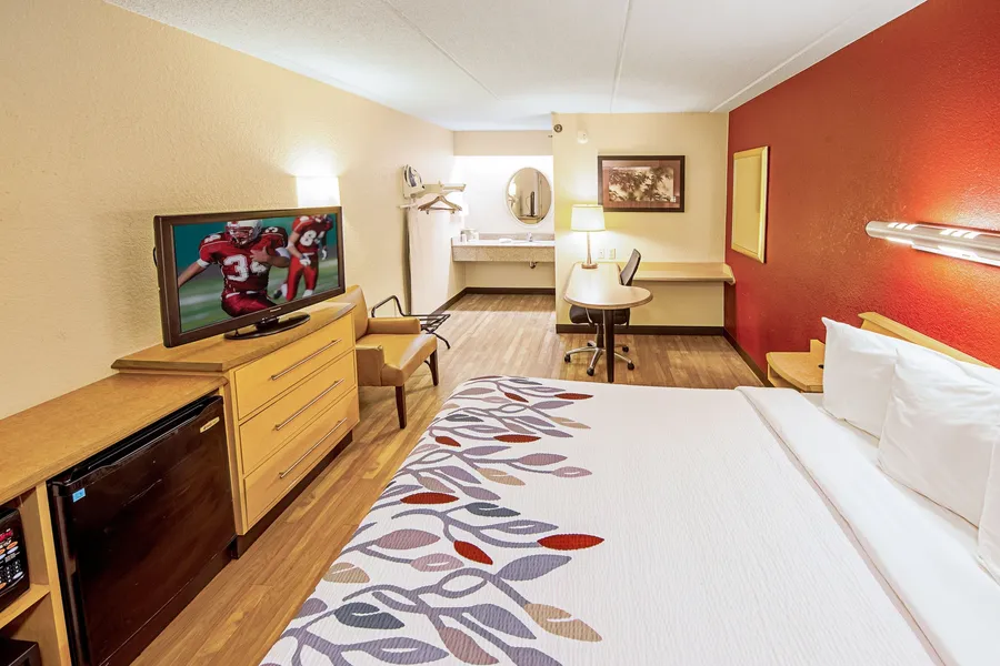 Red Roof Inn Pittsburgh North - Cranberry Township hotel detail image 6