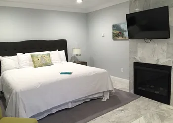 Beach Bungalow Inn and Suites hotel thumbnail 5