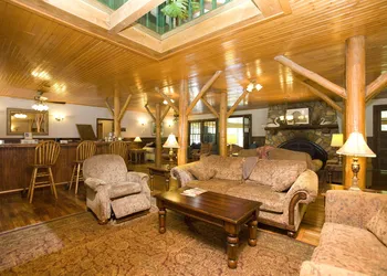 Highland Lake Inn & Resort hotel thumbnail 3