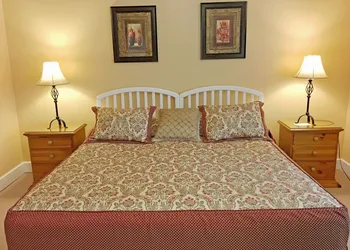 Highland Lake Inn & Resort hotel thumbnail 6
