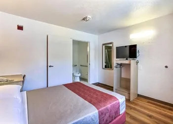 Motel 6 Fremont, CA - North hotel thumbnail 8