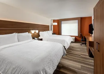 Holiday Inn Express Chapel Hill by IHG hotel thumbnail 4