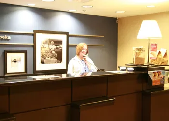 Hampton Inn Topeka hotel thumbnail 2