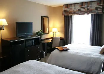 Hampton Inn Topeka hotel thumbnail 7