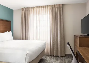 Staybridge Suites Fort Wayne by IHG hotel thumbnail 8