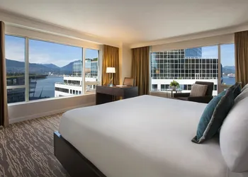 Fairmont Waterfront hotel thumbnail 5