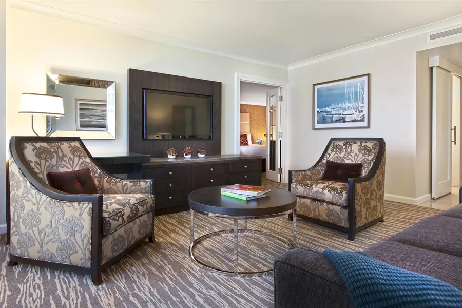 Fairmont Waterfront hotel detail image 6
