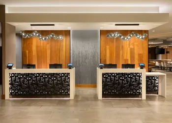 Courtyard by Marriott Seattle Bellevue/Downtown hotel thumbnail 2