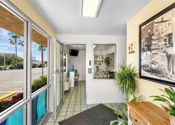 Americas Best Value Inn Lake City hotel thumbnail 7