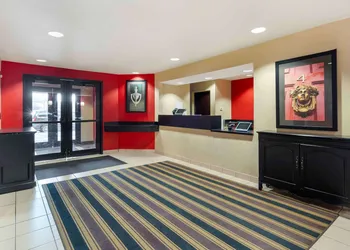 Extended Stay America Suites - Chicago - Vernon Hills - Lake Forest hotel thumbnail 2