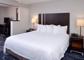 Fairfield Inn & Suites Cedar Rapids hotel thumbnail 8