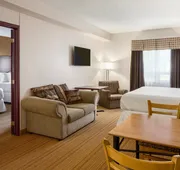 Days Inn by Wyndham Leamington hotel detail image 4