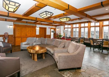 Le Lodge de la Montagne - Les Suites Tremblant hotel thumbnail 4