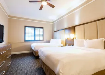 Radisson Resort at the Port hotel thumbnail 8