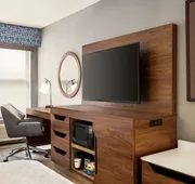 Hampton Inn & Suites Valparaiso hotel detail image 7