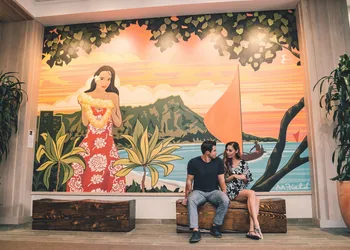 Queen Kapiolani Hotel hotel thumbnail 2