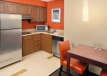 Residence Inn by Marriott Detroit Livonia hotel thumbnail 6