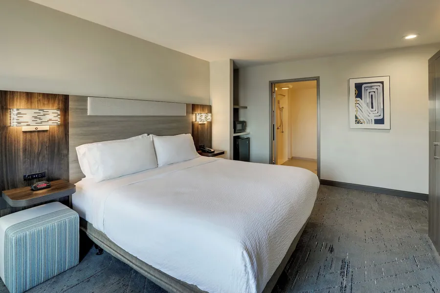 Holiday Inn Express Hotel & Suites Branson 76 Central by IHG hotel detail image 6