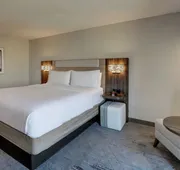 Holiday Inn Express Hotel & Suites Branson 76 Central by IHG hotel detail image 7
