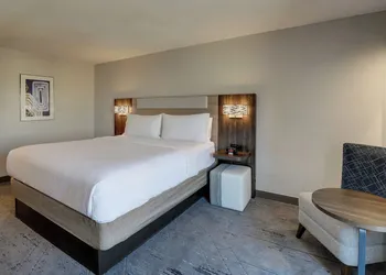 Holiday Inn Express Hotel & Suites Branson 76 Central by IHG hotel thumbnail 7