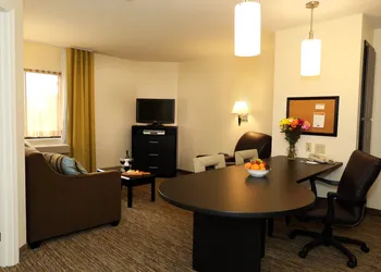 Candlewood Suites East Lansing by IHG hotel thumbnail 8
