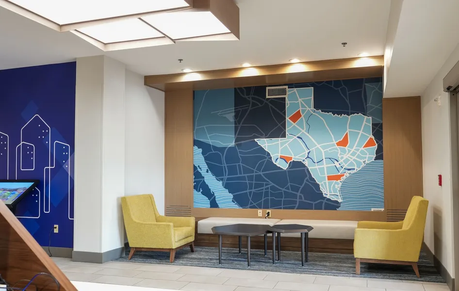 Holiday Inn Express & Suites Dallas Southwest-Cedar Hill by IHG hotel detail image 2