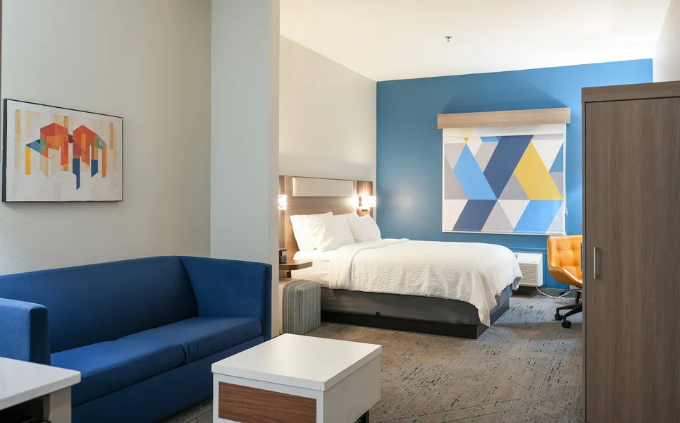 Holiday Inn Express & Suites Dallas Southwest-Cedar Hill by IHG hotel detail image 6